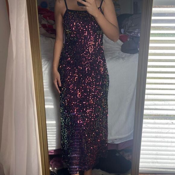 WILD FABLE MULTICOLOR SEQUIN MIDI DRESS - Picture 5 of 6